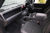 2024 Land Rover DEFENDER null