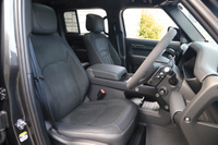 2024 Land Rover DEFENDER null