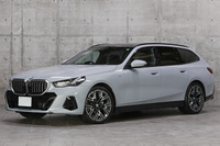 2025 BMW 5 SERIES null
