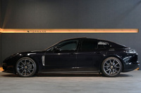 2024 Porsche PANAMERA null