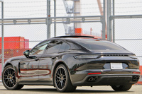 2023 Porsche PANAMERA null