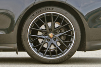 2023 Porsche PANAMERA null