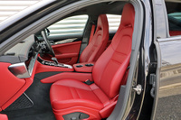 2023 Porsche PANAMERA null