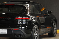 2024 Porsche MACAN null