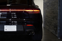 2024 Porsche MACAN null