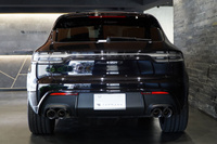 2024 Porsche MACAN null