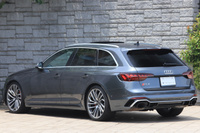 2021 Audi RS4 AVANT 