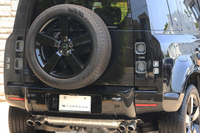 2024 Land Rover DEFENDER 