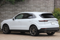 2019 Porsche CAYENNE null
