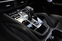 2019 Porsche CAYENNE null