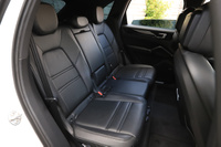 2019 Porsche CAYENNE null