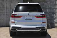 2022 BMW X7 