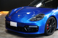 2020 Porsche PANAMERA null