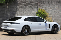 2021 Porsche PANAMERA null