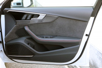 2021 Audi RS4 AVANT 