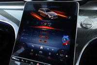 2025 Mercedes-AMG C CLASS null
