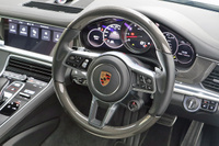 2020 Porsche PANAMERA 