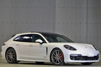 2020 Porsche PANAMERA 