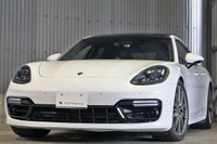 2020 Porsche PANAMERA 