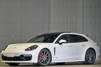 2020 Porsche PANAMERA 