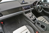 2020 Porsche PANAMERA 