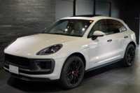 2024 Porsche MACAN null