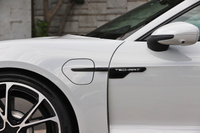 2022 Porsche Taycan null