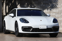 2021 Porsche PANAMERA 