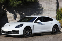 2021 Porsche PANAMERA 