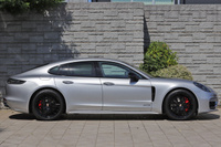 2021 Porsche PANAMERA null