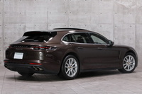 2019 Porsche PANAMERA null