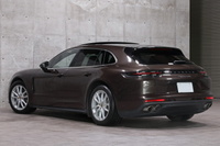 2019 Porsche PANAMERA null