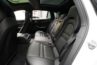 2019 Porsche PANAMERA null