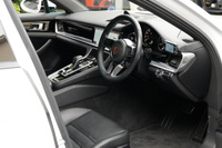 2019 Porsche PANAMERA null