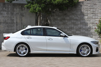 2021 BMW Alpina B3 