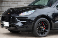 2021 Porsche MACAN null