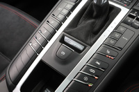 2021 Porsche MACAN null