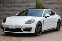 2024 Porsche PANAMERA null