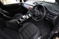 2024 Porsche MACAN 