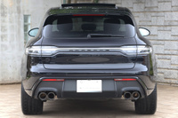 2024 Porsche MACAN 