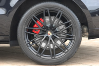 2024 Porsche MACAN 