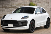 2023 Porsche MACAN null