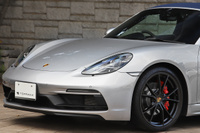 2020 Porsche 718 BOXSTER 