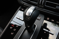 2022 Porsche MACAN null