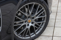 2023 Porsche PANAMERA null