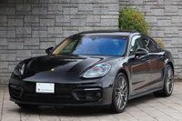 2023 Porsche PANAMERA null