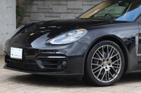 2023 Porsche PANAMERA null