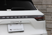 2019 Porsche CAYENNE 