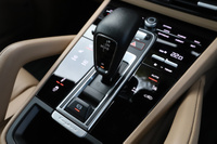 2019 Porsche CAYENNE 