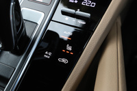 2019 Porsche CAYENNE 